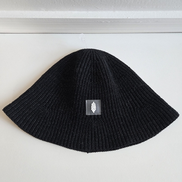 New Free People Reflective Bell Beanie Bucket Hat One Size NWOT main image 9